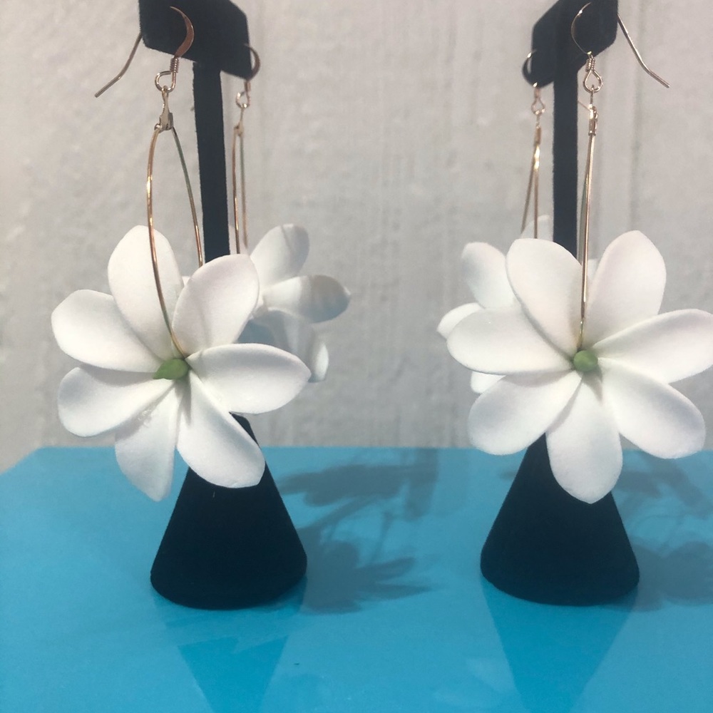 Foam Flower Earrings - Picture 8 of 11